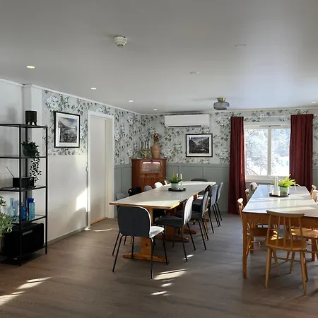 ベッド・アンド・ブレックファスト Fjellheim