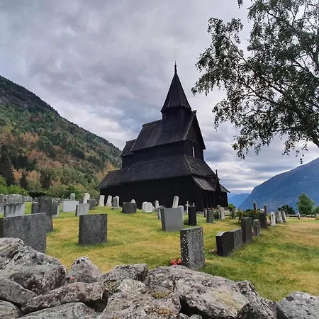 Fjellheim *